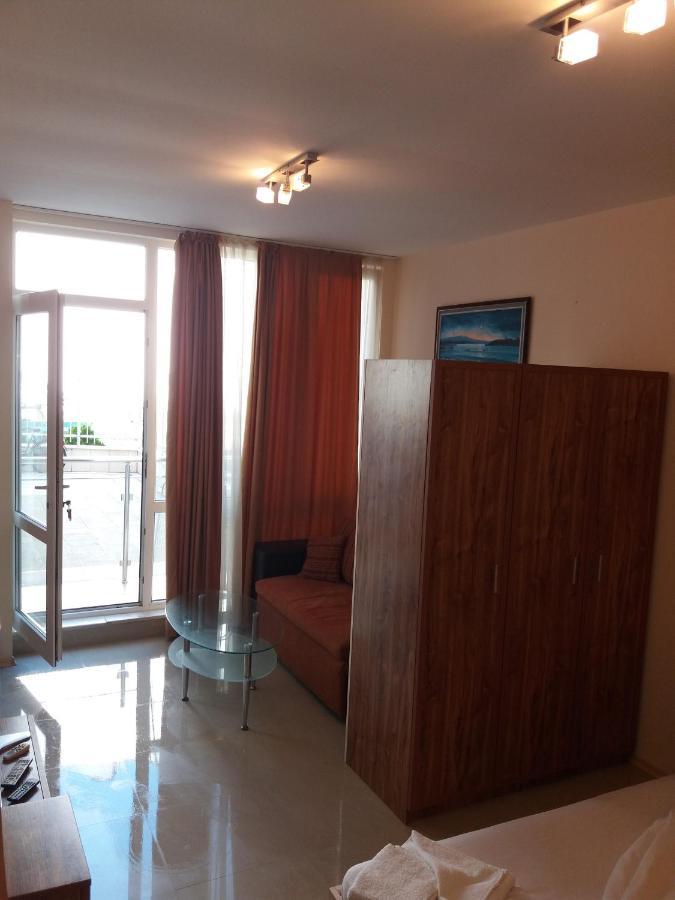 Golden Sea View Apartments 1 Pomorie Exterior photo