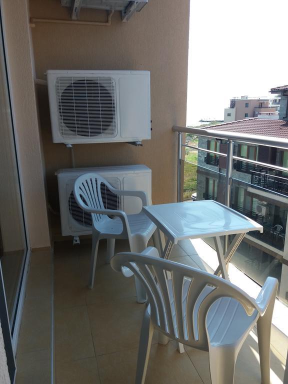 Golden Sea View Apartments 1 Pomorie Exterior photo