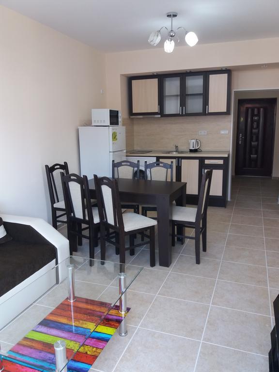 Golden Sea View Apartments 1 Pomorie Exterior photo