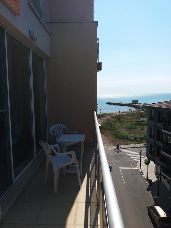 Golden Sea View Apartments 1 Pomorie Exterior photo