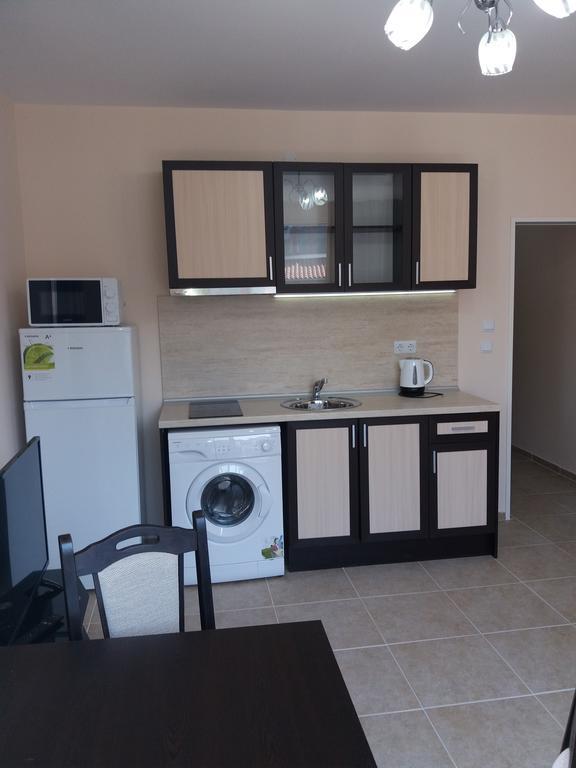 Golden Sea View Apartments 1 Pomorie Exterior photo